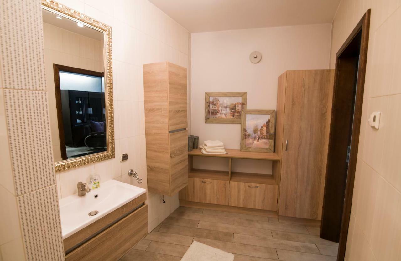 Apartamenty Na Warszawskiej Sieradz Exterior foto