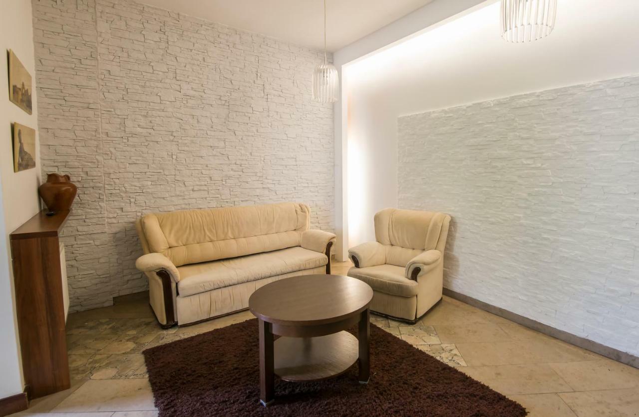Apartamenty Na Warszawskiej Sieradz Exterior foto