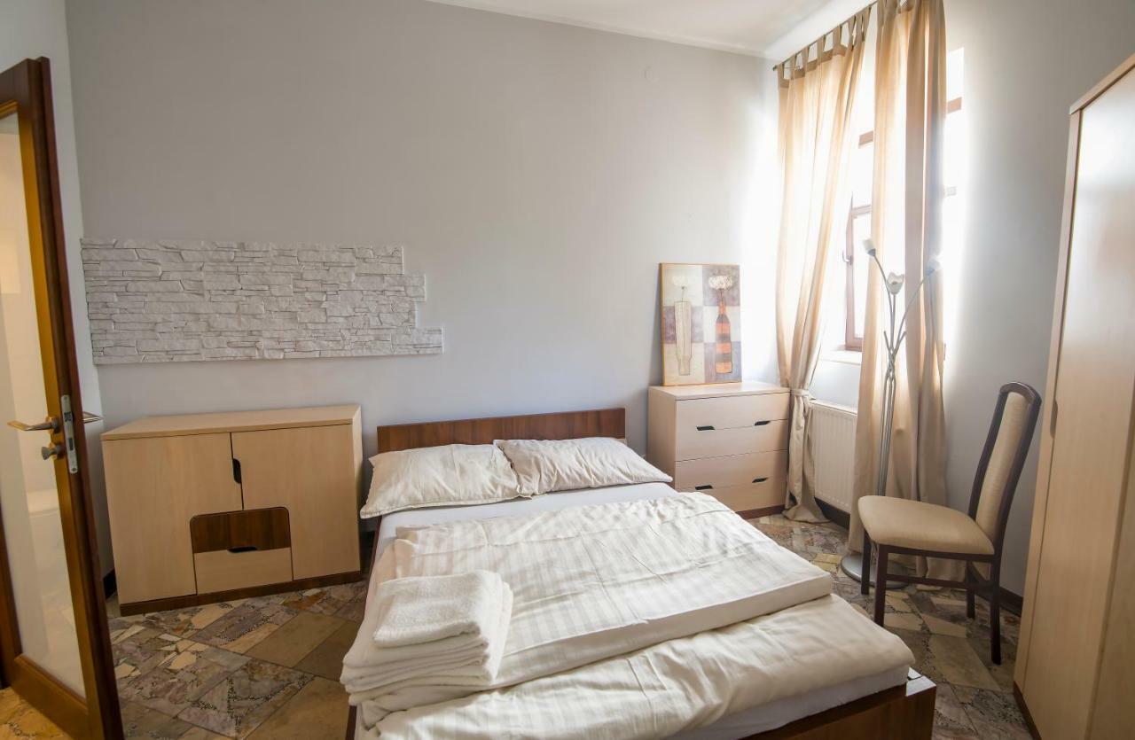 Apartamenty Na Warszawskiej Sieradz Exterior foto